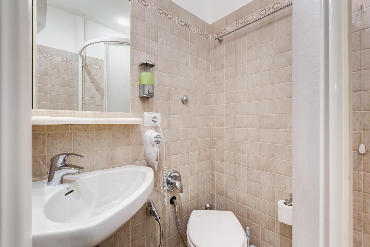 Vivilo Collection - Marche 54 - Close To Via Veneto Area - Lt Rom